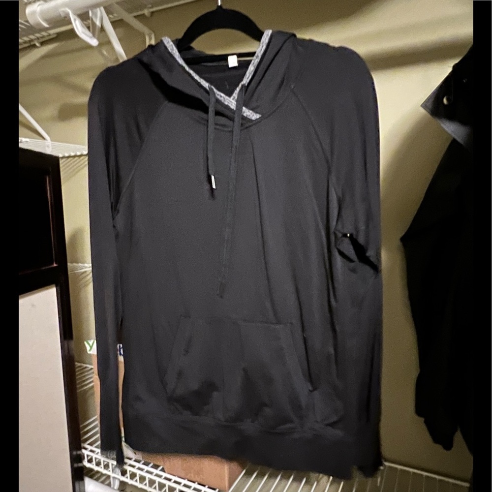 Lucy Activewear Long Tunic Black Hooded Technical Fabric Medium